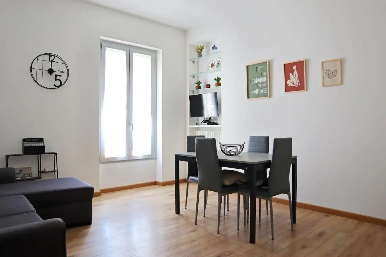 Isola District Bright House Apartment Milan